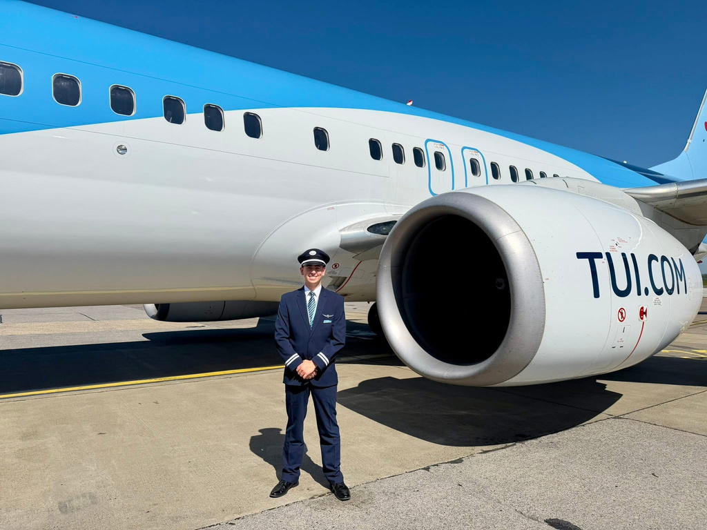 Marcus, EFT graduate now flying with TUI